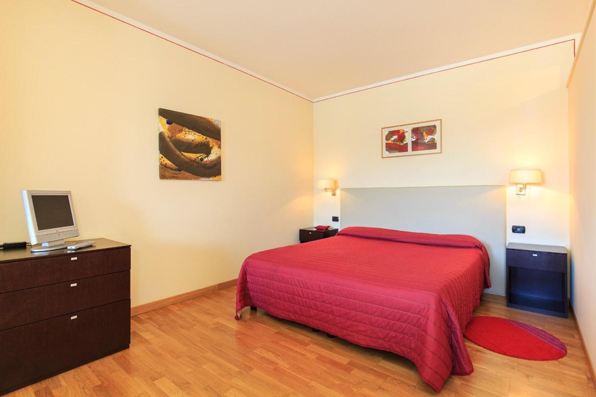Hotel La Luna Nel Porto 3*